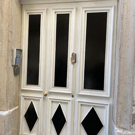 Five Stars S10 Aparthotel Марсилия Екстериор снимка